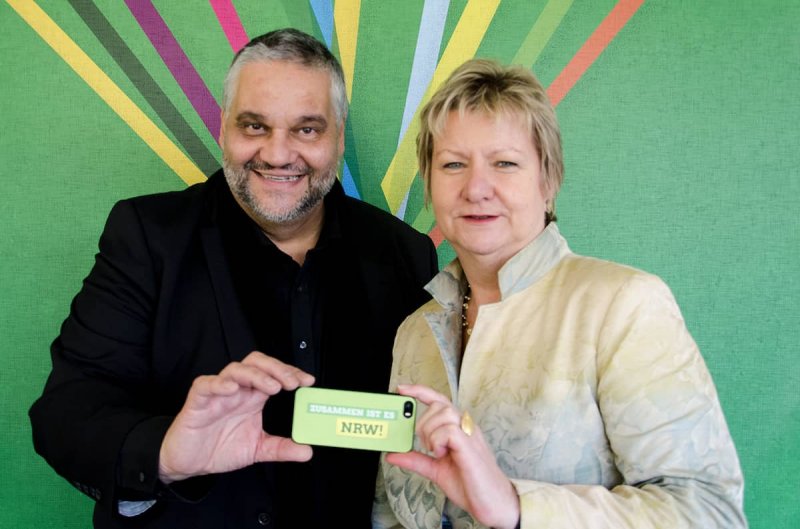 Oliver Keymis mit Schulministerin Sylvia Löhrmann. Der Meerbuscher ist Kandidat der Grünen bei der Landtagswahl.