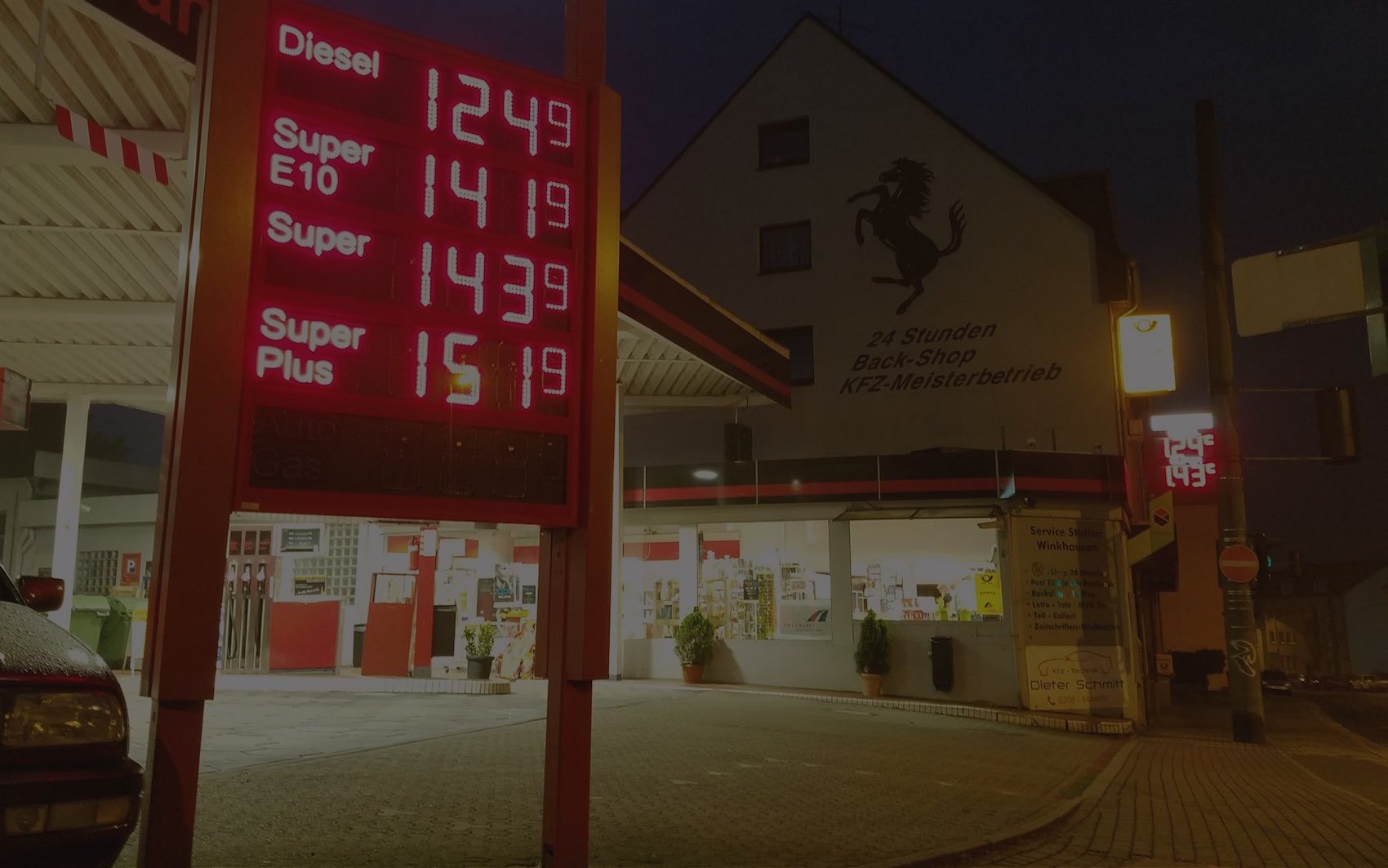 Eine Nacht in der Tankstelle